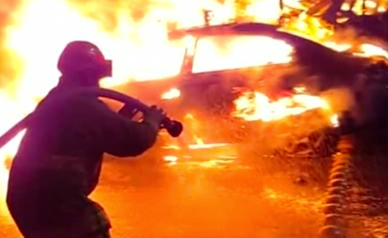 Apagan incendio de basurero municipal de Pesquería, Nuevo León
